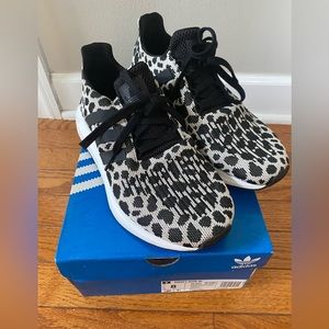 Adidas Leopard Swift Run Sneaker only worn twice.